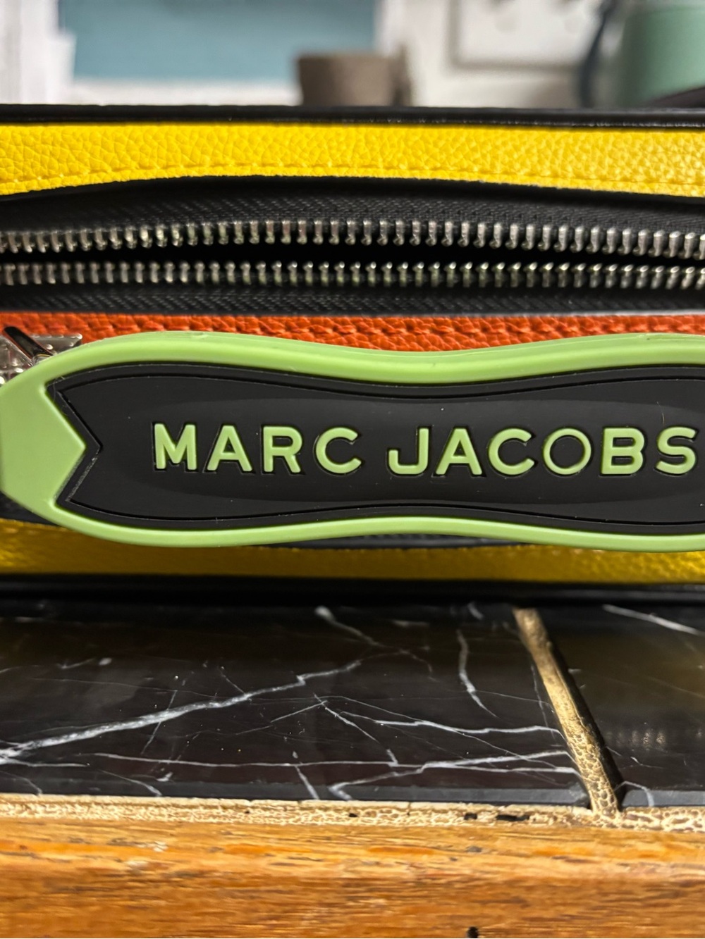 Marc Jacobs Peanuts Box Handbag - Picture 3 of 6